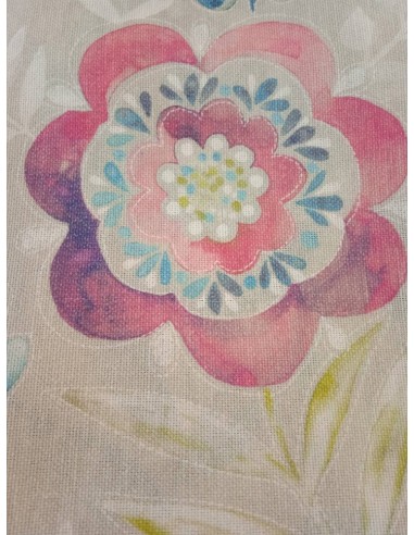 Плътна завеса с принт на ярки цикламени и лилави цветя-2