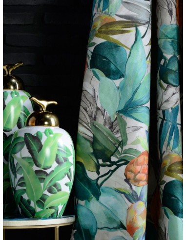 Плат за плътна завеса с тропически десен в зеленикава гама-3