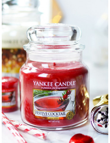 Ароматна свещ Yankee Candle Festive Cocktail-1