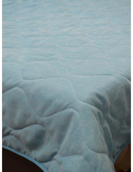 Капитонирано шалте в изчистен светло син нюанс 215x240см.-1