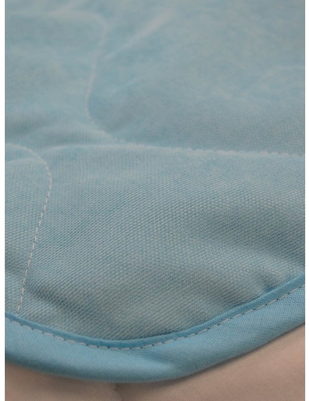 Капитонирано шалте в изчистен светло син нюанс 215x240см.-2