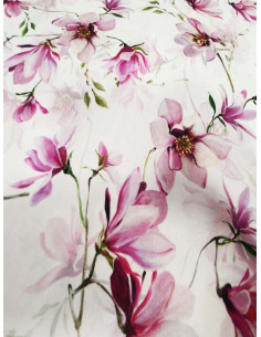 Бял плат за завеса с нежни розово цикламени цветя-1
