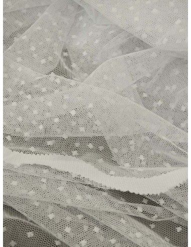 Платове за тънки пердета на точки в бял цвят-4