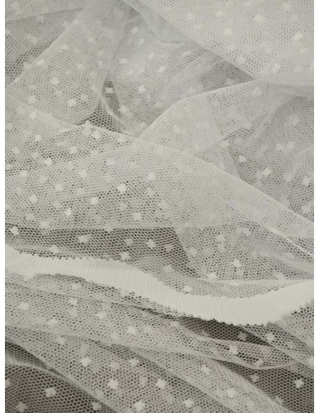 Платове за тънки пердета на точки в бял цвят-4