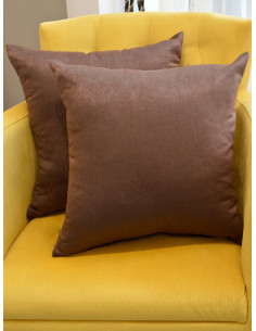 Едноцветни декоративни възглавници в шоколадов цвят-1