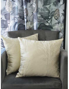 Декоративни възглавници с десен на клонки в цвят слонова кост-1