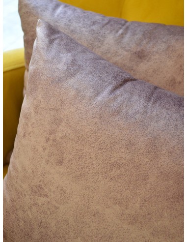 Плюшени възглавници в цвят пепел от рози-2