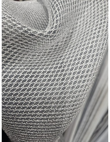 Полупрозрачна материя с лъскави частици в сив цвят-4