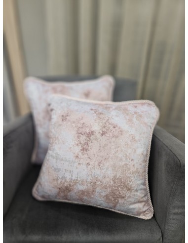 Възглавници от мек плюш в розово с шарка-3