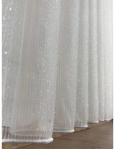 Тънко перде в бял цвят с ламе-2