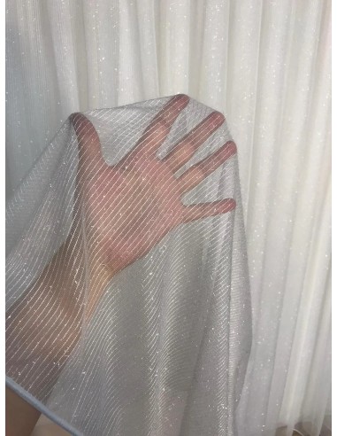 Тънко перде в бял цвят с ламе-3