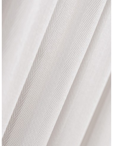 Тънко перде в цвят екрю с фини детайли-2