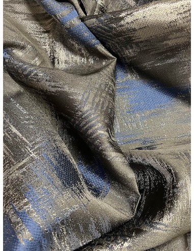 Завеса с артистичен десен в няколко цвята