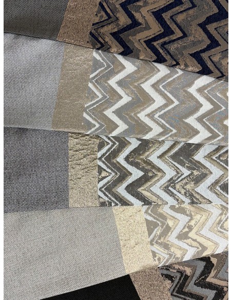 Пано завеса със зиг-заг мотив в сиво и златно 3м.