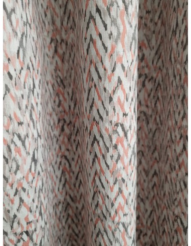 Текстил със съдържание на памук в червен и тъмно сив цвят